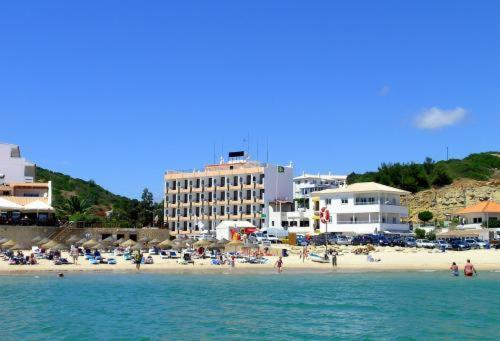 Hotel Residencial Salema Exterior photo